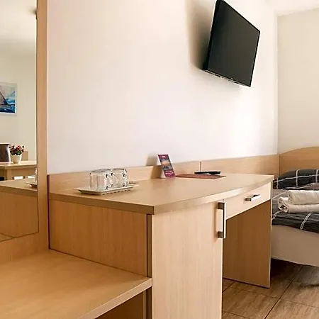 Aneta Bed and Breakfast