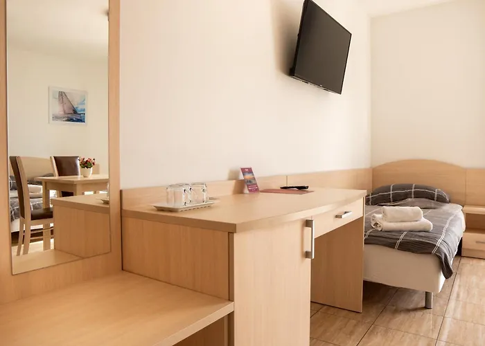 Bed & Breakfast Aneta 3*